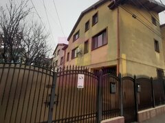 Doua vile tip duplex de inchiriat - zona Antiaeriana
